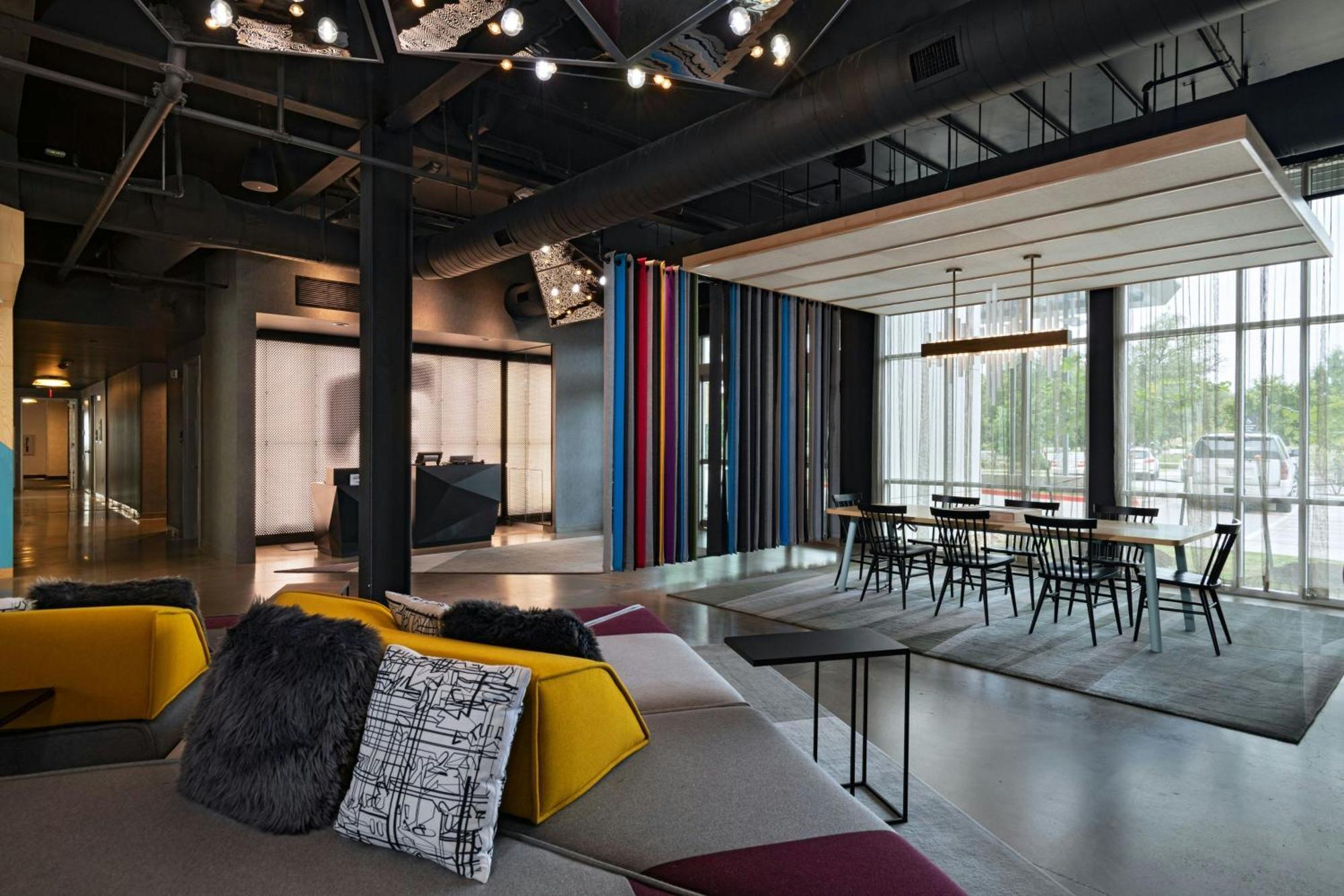 Aloft Austin Southwest Hotel Exterior photo